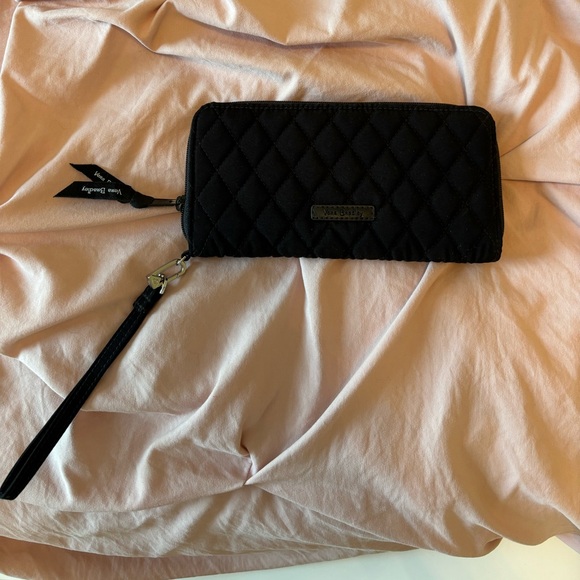 Vera Bradley Clutch - Picture 4 of 5